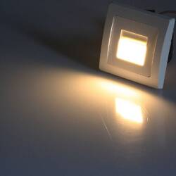 LED Stufenleuchte DELPHI COB warmweiß 1,5W 110lm 230V AC weiß EEK F [A-G]