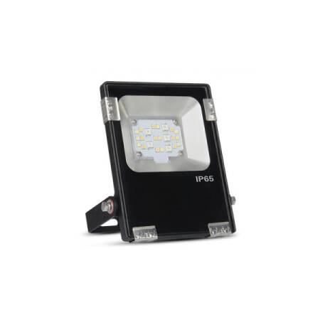 LED Objektstrahler 10W RGB-CCT 750lm IP65 fernbedienbar 230V EEK F [A-G]